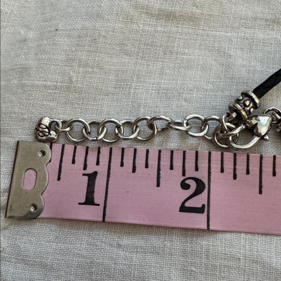 Brighton Opening Night At The Opera Black Leather Cord Red Flower Necklace. - Picture 10 of 10